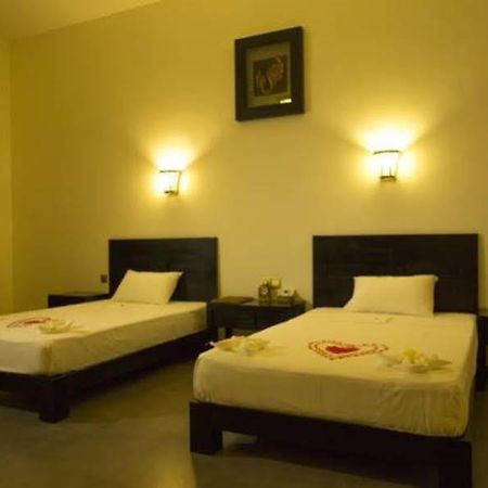 Grand Tamarind Lake Kataragama Exterior foto